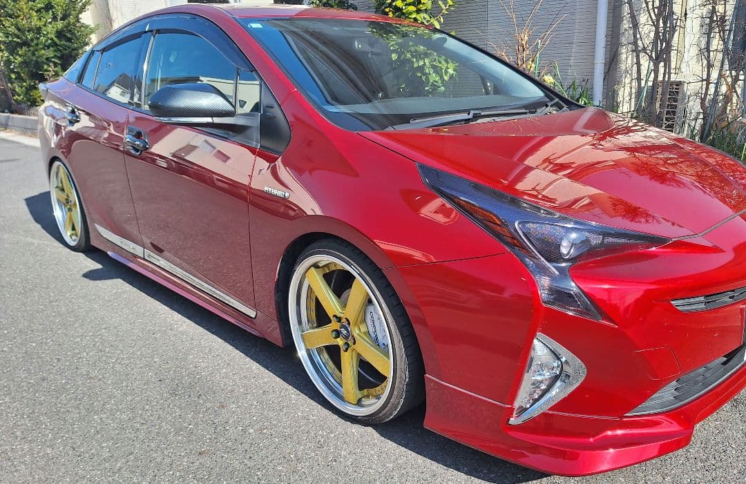 50プリウス　白ブレーキキャリパーカバーCOMPOSITE 4個セット