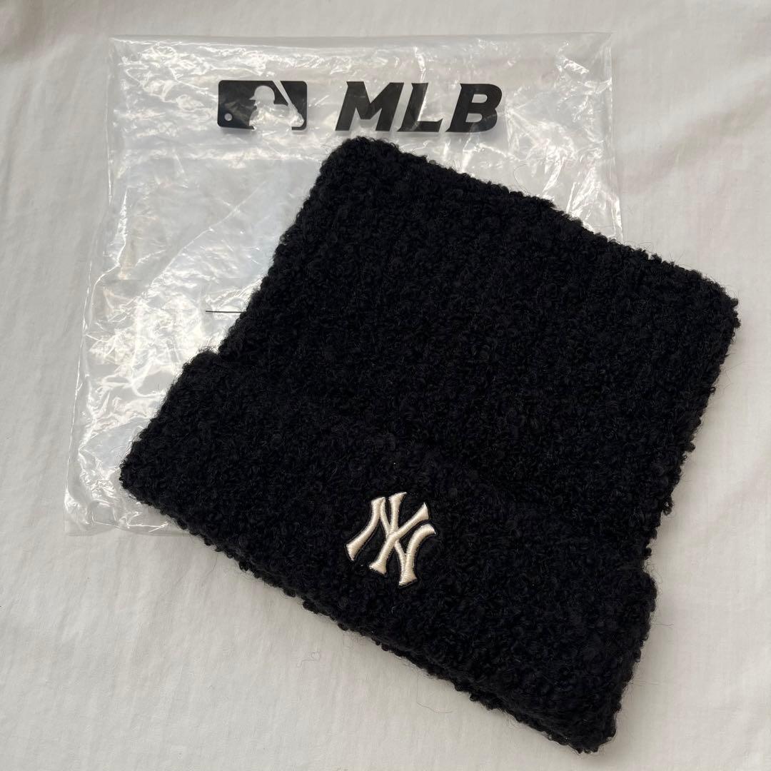 ラスト1点【新品】 韓国限定 MLB Korea 黒 猫耳ニット帽 カリナ着用