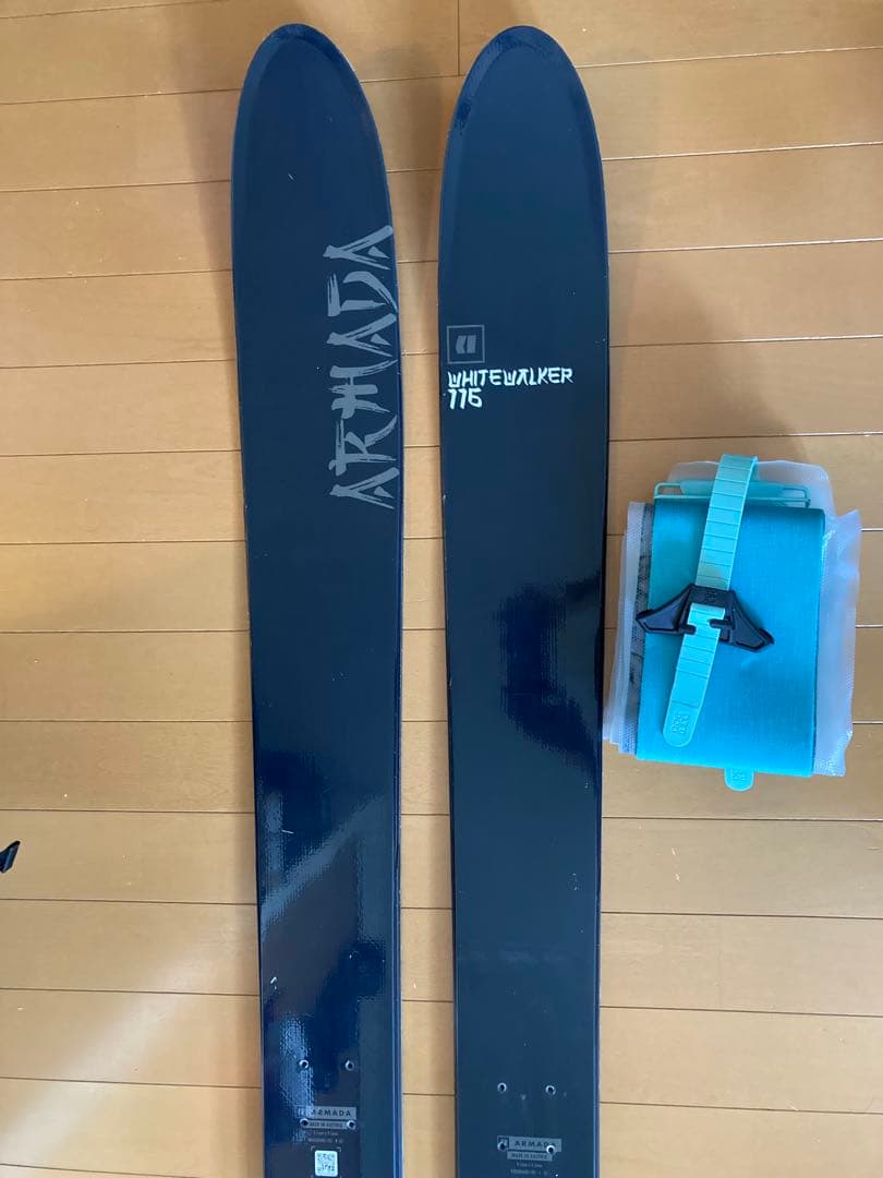 ARMADA WHITEWALKER 116（板とシール）