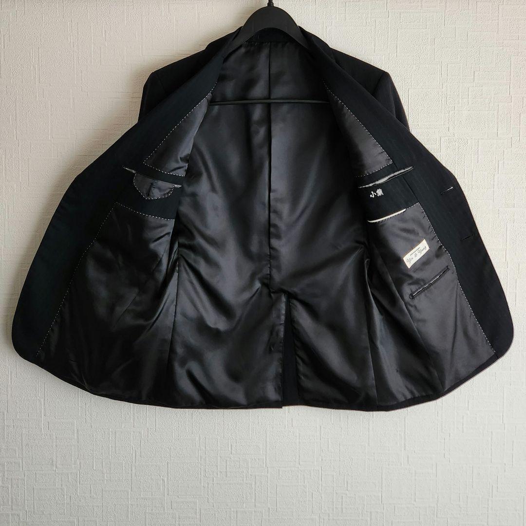 インアンドヤン　メンズ　スーツ　スリーピース　濃紺　ストライプ