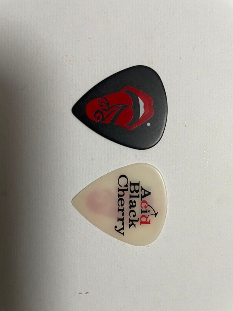 Acid Black Cherry ピック 2枚セット
