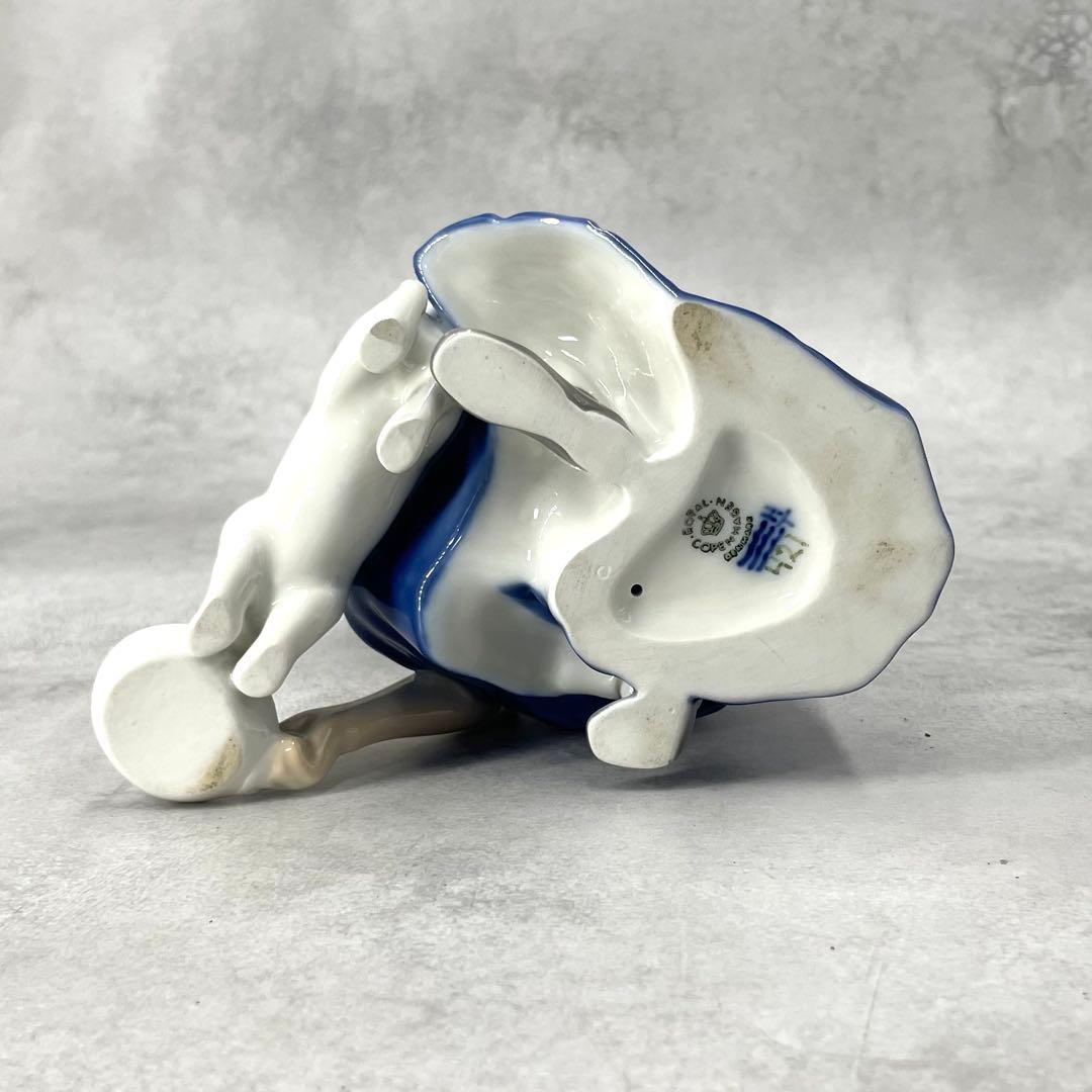 【美品】ロイヤルコペンハーゲン ミルクを与える少女 ビングオーグレンダール 北欧