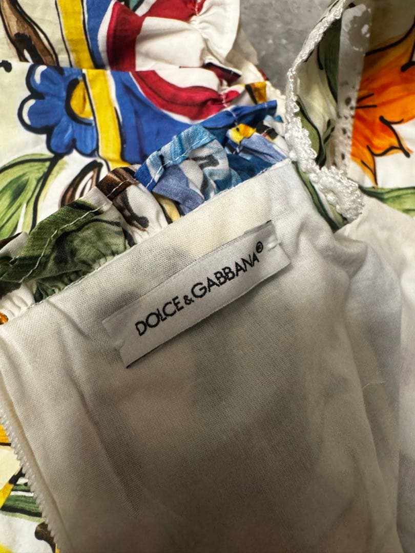 ドルチェアンドガッバーナ　キッズ　花柄ワンピース　レース