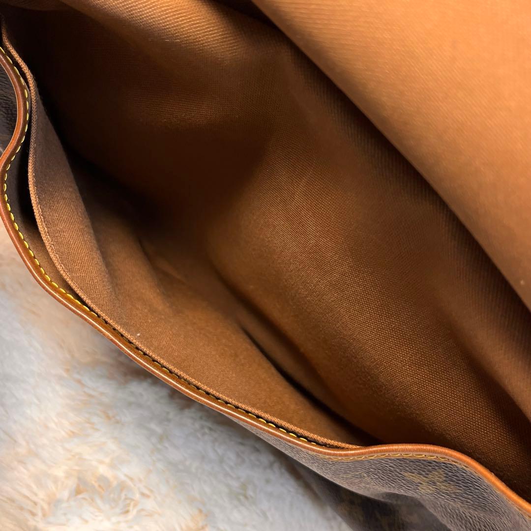 ルイヴィトン　ソミュール30 モノグラム　M42256/vi0952