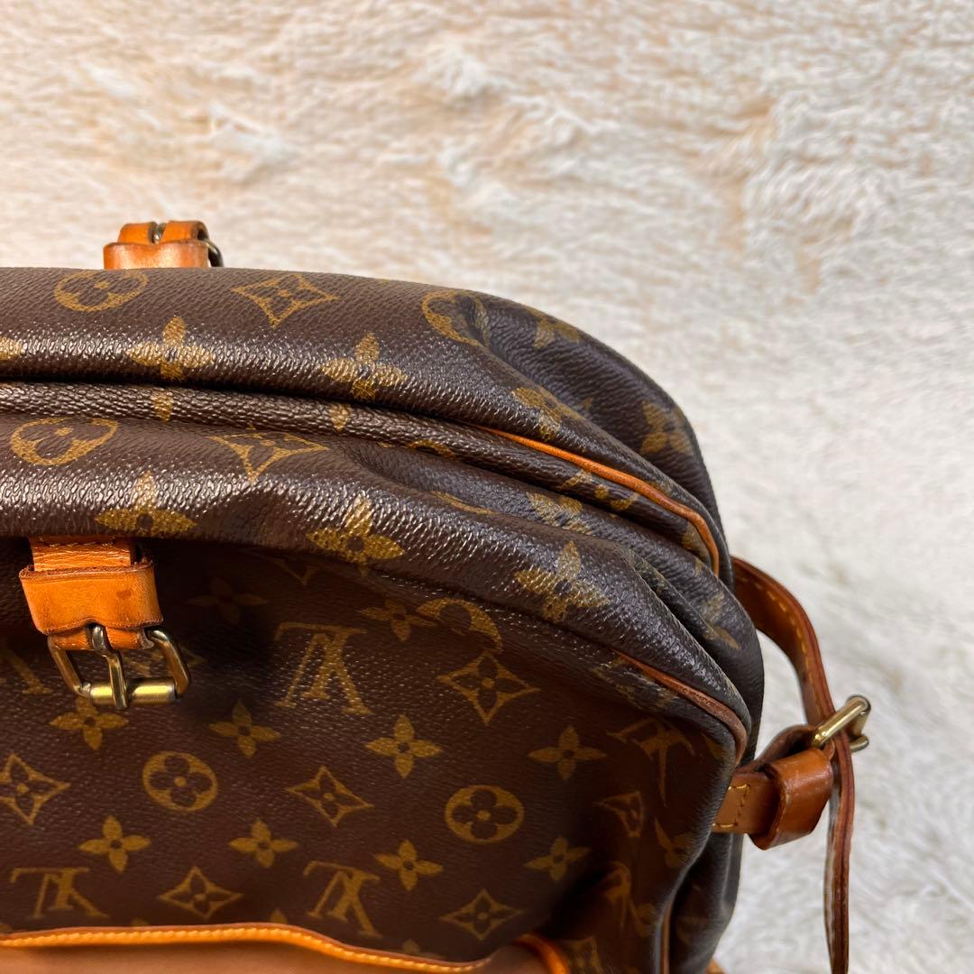 ルイヴィトン　ソミュール30 モノグラム　M42256/vi0952