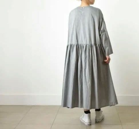 MidiUmi 今春新作シャンブレーギャザーワンピースF定価¥19,580