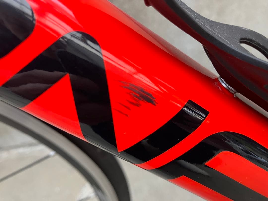 GENNIX R1 GARNEAU ガノー　カナダ　ロードバイク