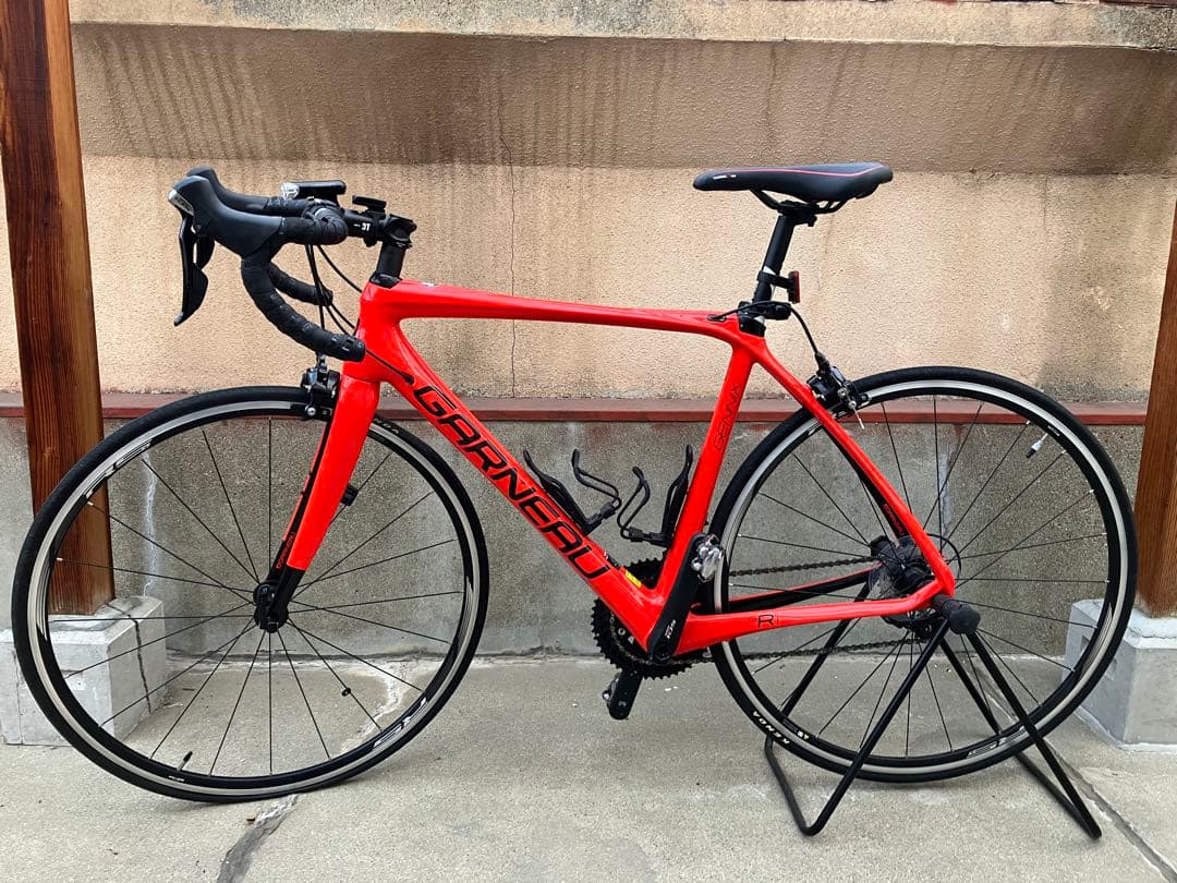 GENNIX R1 GARNEAU ガノー　カナダ　ロードバイク