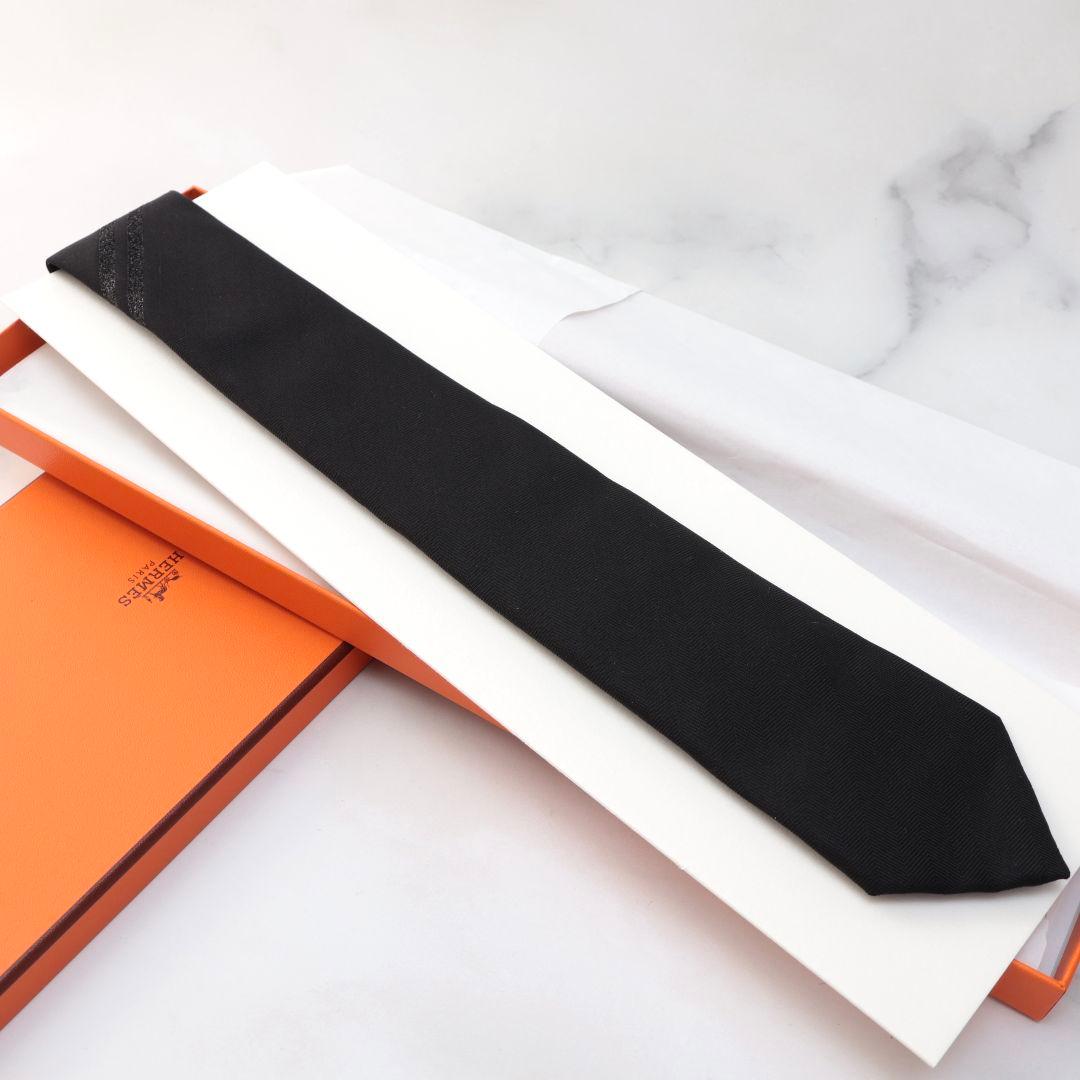 未使用 エルメス HERMES ブラック ネクタイ