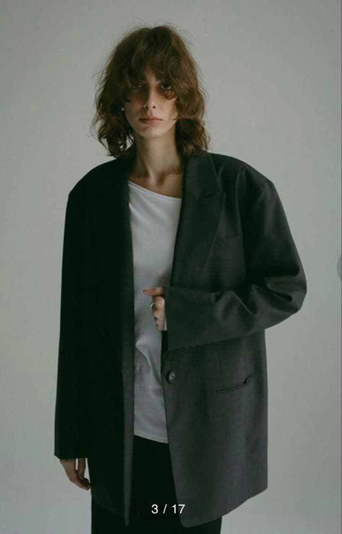 HER. ボックスオーバージャケット