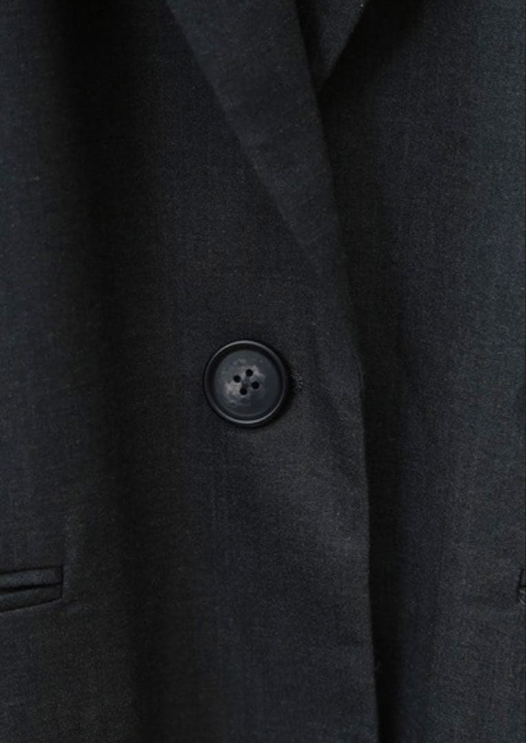 HER. ボックスオーバージャケット