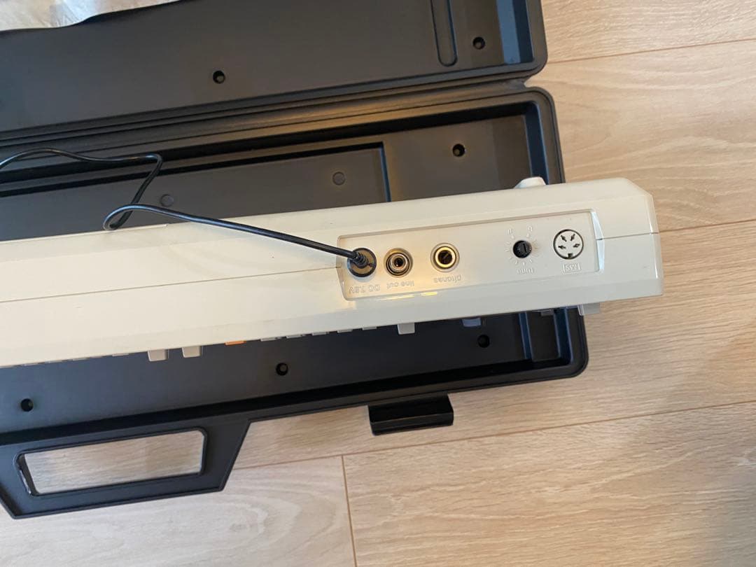 CASIO MT-70 キーボード