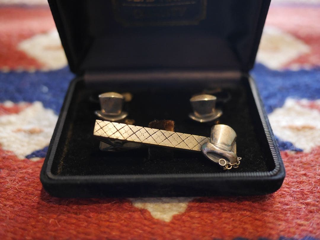 GLAD HAND シルバー ネクタイピン／カフスボタンセット　ハットタイプ