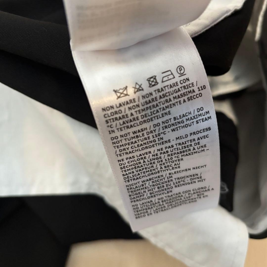 三*形様 【現行新作】FERRAGAMO フェラガモ バミューダパンツ 黒46ウ