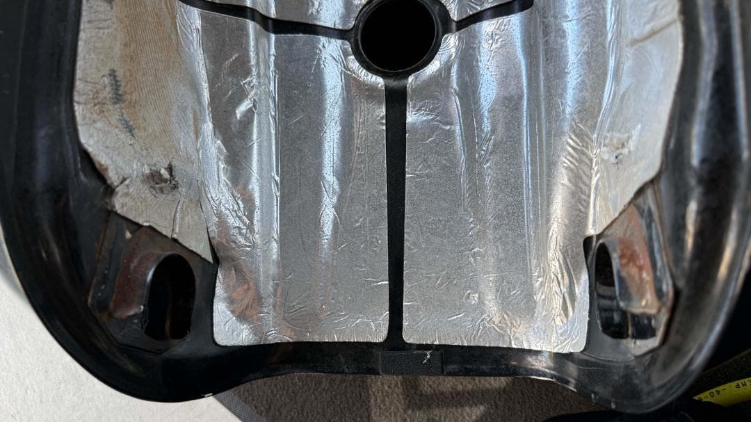 ドラッグスター1100　ガソリンタンク　凹みなし