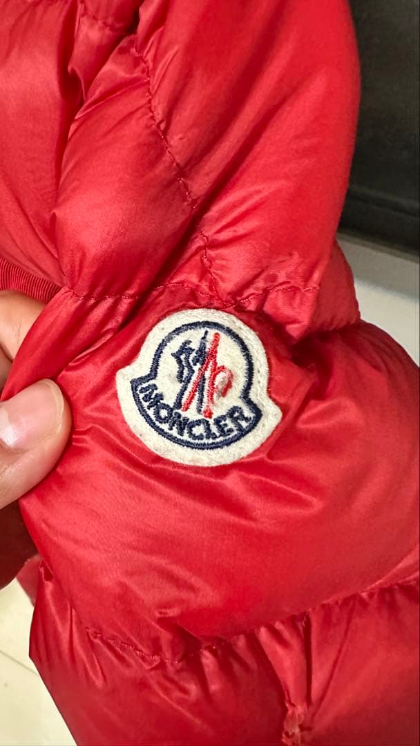 MONCLER フード付きダウンジャケット レッド 116cm 6a
