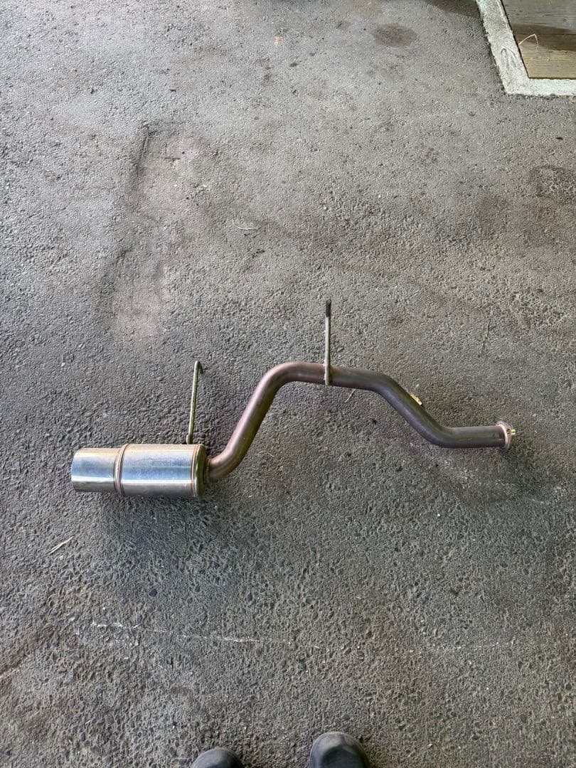 多分 エブリィワゴン DA62W 砲弾マフラー