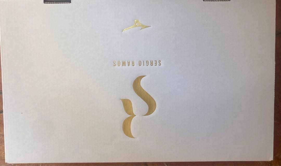 新品 ミズノ モレリア ネオ4 β ジャパンSR4 26cm