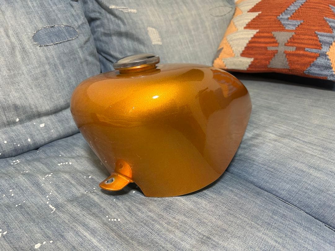 ハーレー　チョッパータンク　キャップ、コック付き