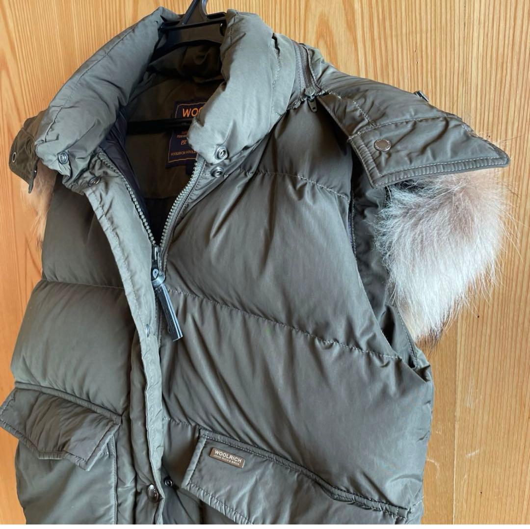 【美品】カーキ　ダウンベスト　ウールリッチ　S