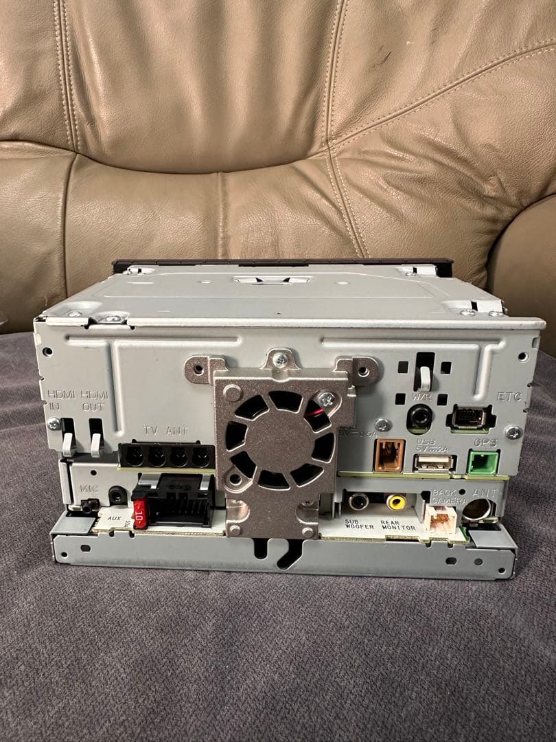 カロッツェリア 楽ナビ AVIC-RW710 地図データ2025