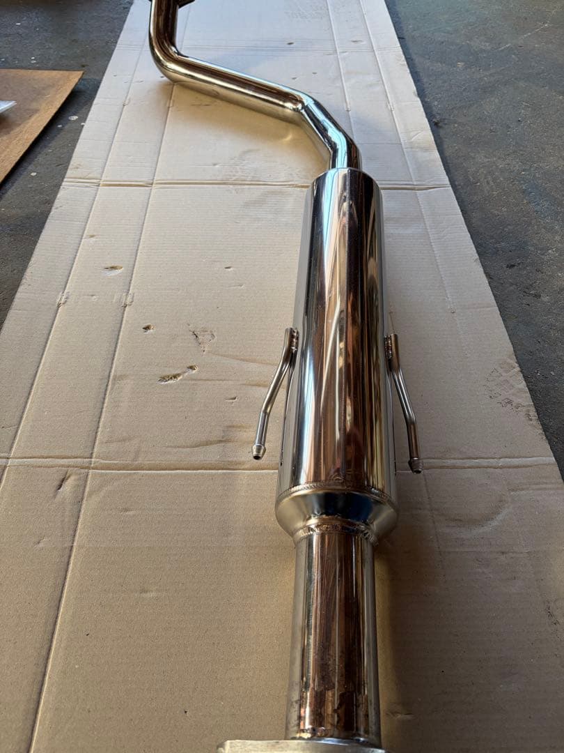 Rとなります。 マーチニスモs k13改　柿本マフラー