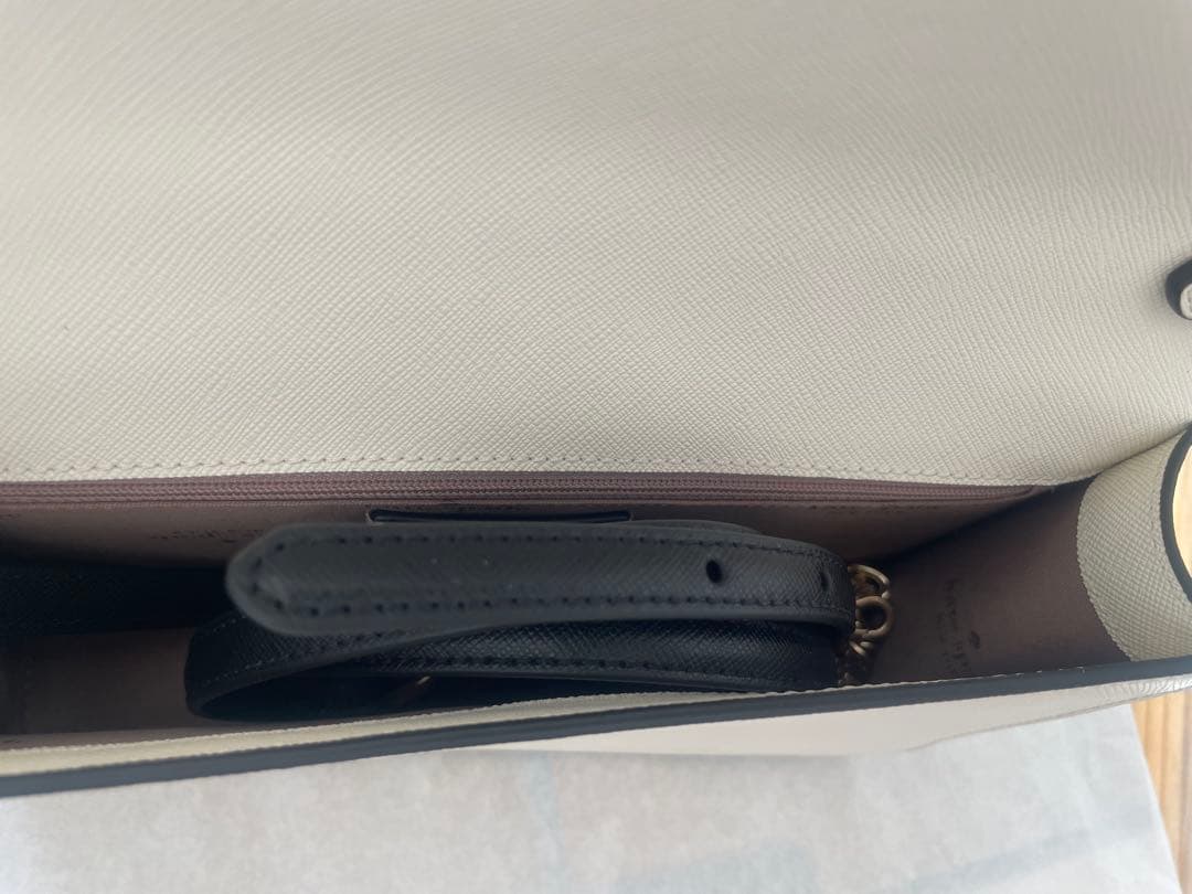 ケイトスペード♠️クロスボディ　バッグ