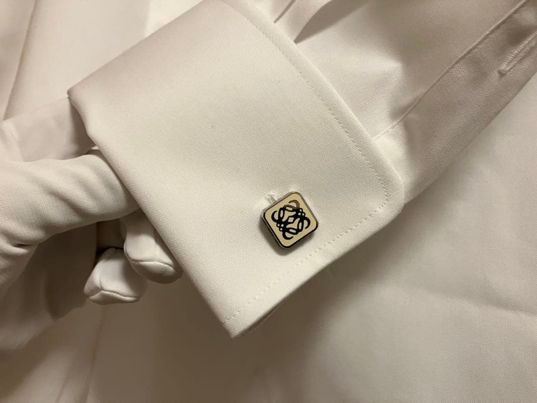 ロエベ　カフス