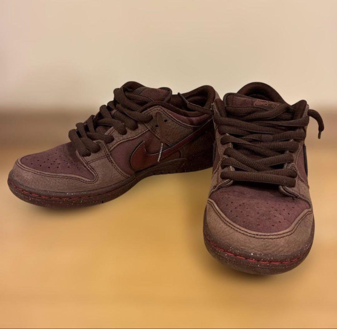 Nike sb バーガンディ