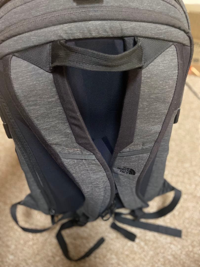 【美品THE NORTH FACE】アクセスパックオーツー リュック　グレー