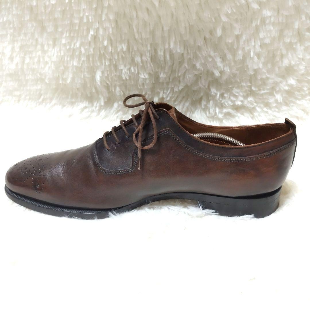 BARNEYS NEW YORK バーニーズニューヨーク メダリオン ブラウン