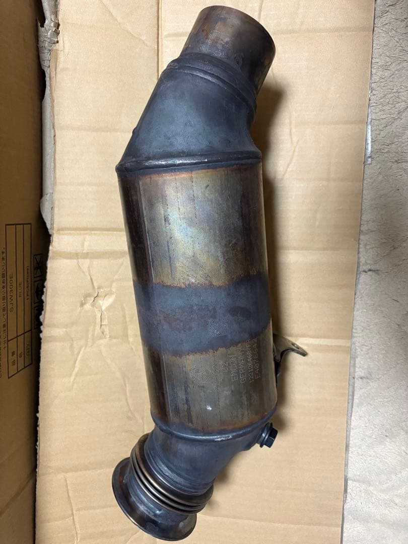 640i(n55エンジン)純正触媒