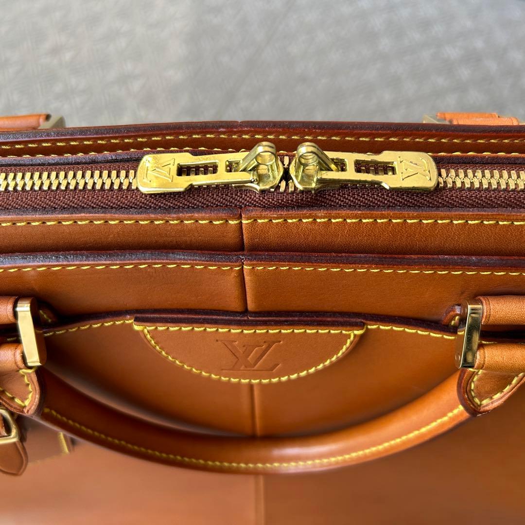 【mememe様分】名品・中古美品】ルイヴィトン ノマド ネゲブGM キャラメル