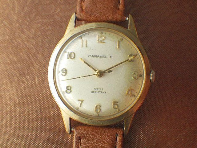【1960年代頃】ブローバ キャラベル ゴールドケース ヴィンテージ手巻き腕時計