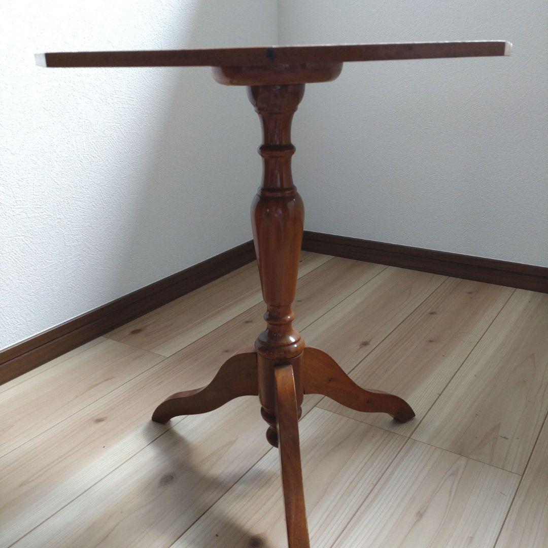 アンティーク 八角形 木製 テーブル 花模様の象嵌　カフェテーブル