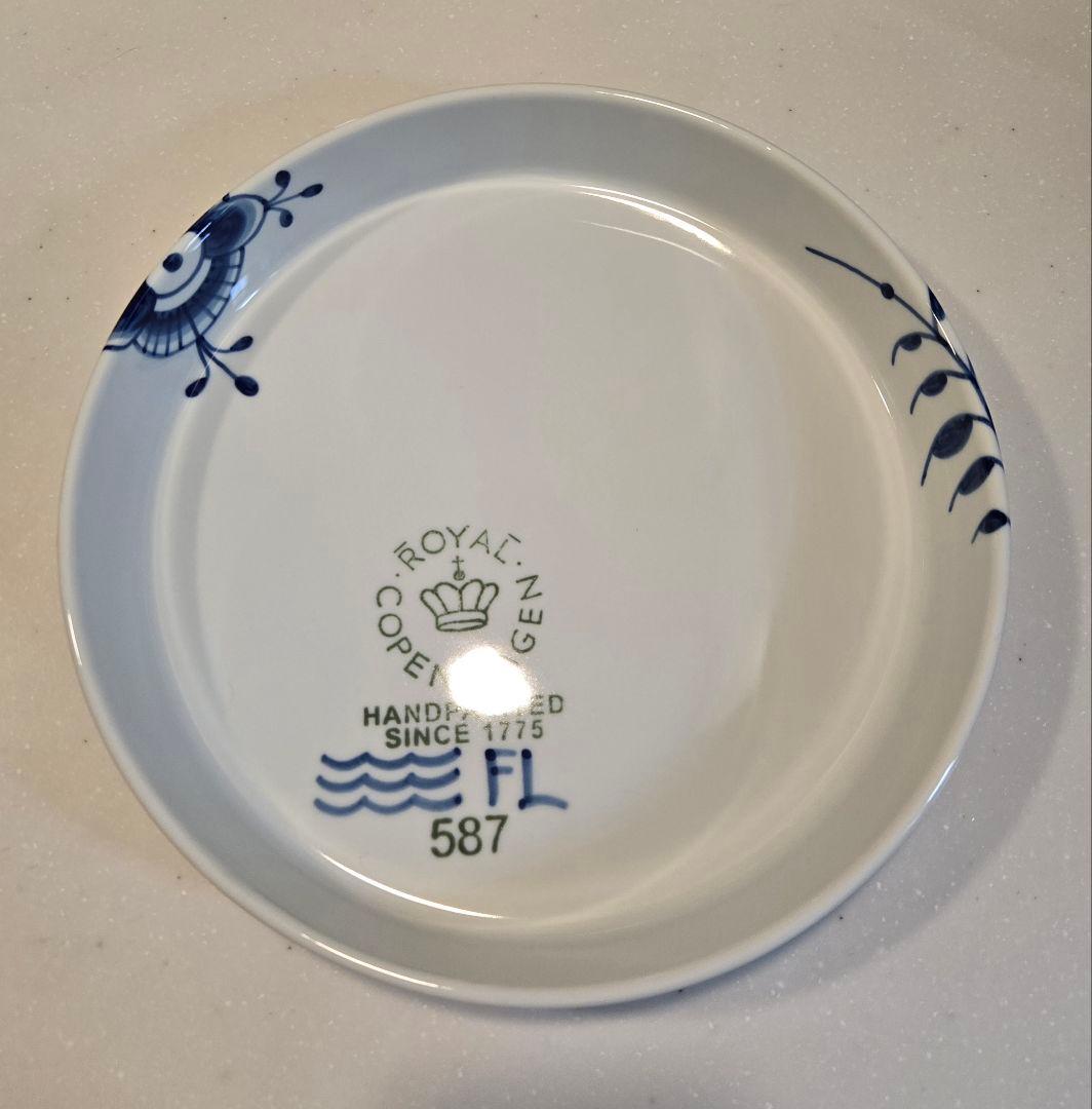 ロイヤルコペンハーゲン　ブルーフルーテッドメガ　オーブンウェア