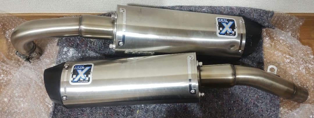 VTR1000F IXIL XTREM マフラー