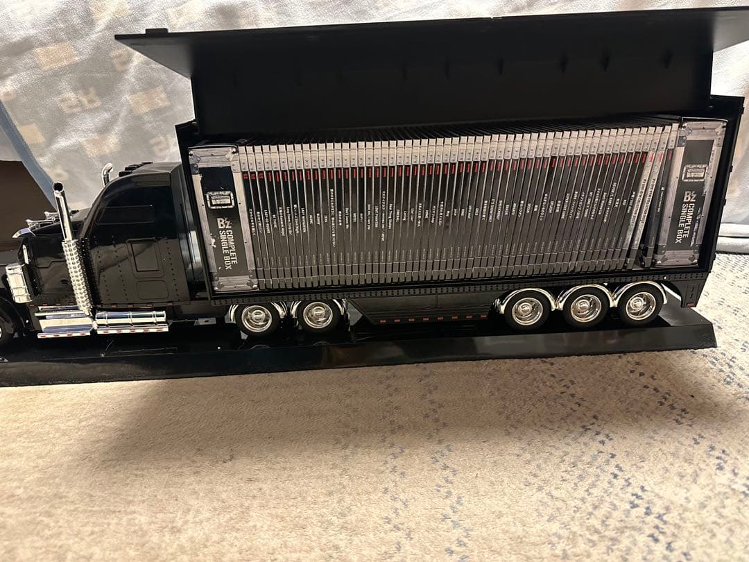 B'z COMPLETE SINGLE B トラックモデル