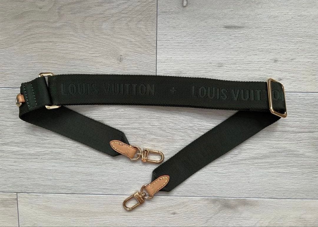 【美品】ルイヴィトン ショルダーストラップ ケース モノグラム カーキ