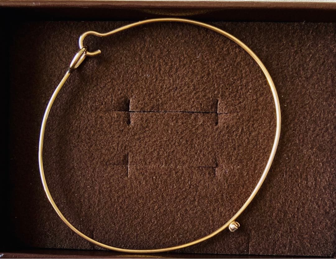 agete アガット　K10 ダイヤモンド　バングル　ブレスレット