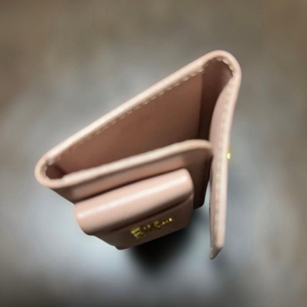 プラダ　サフィアーノ　キーケース　リボン