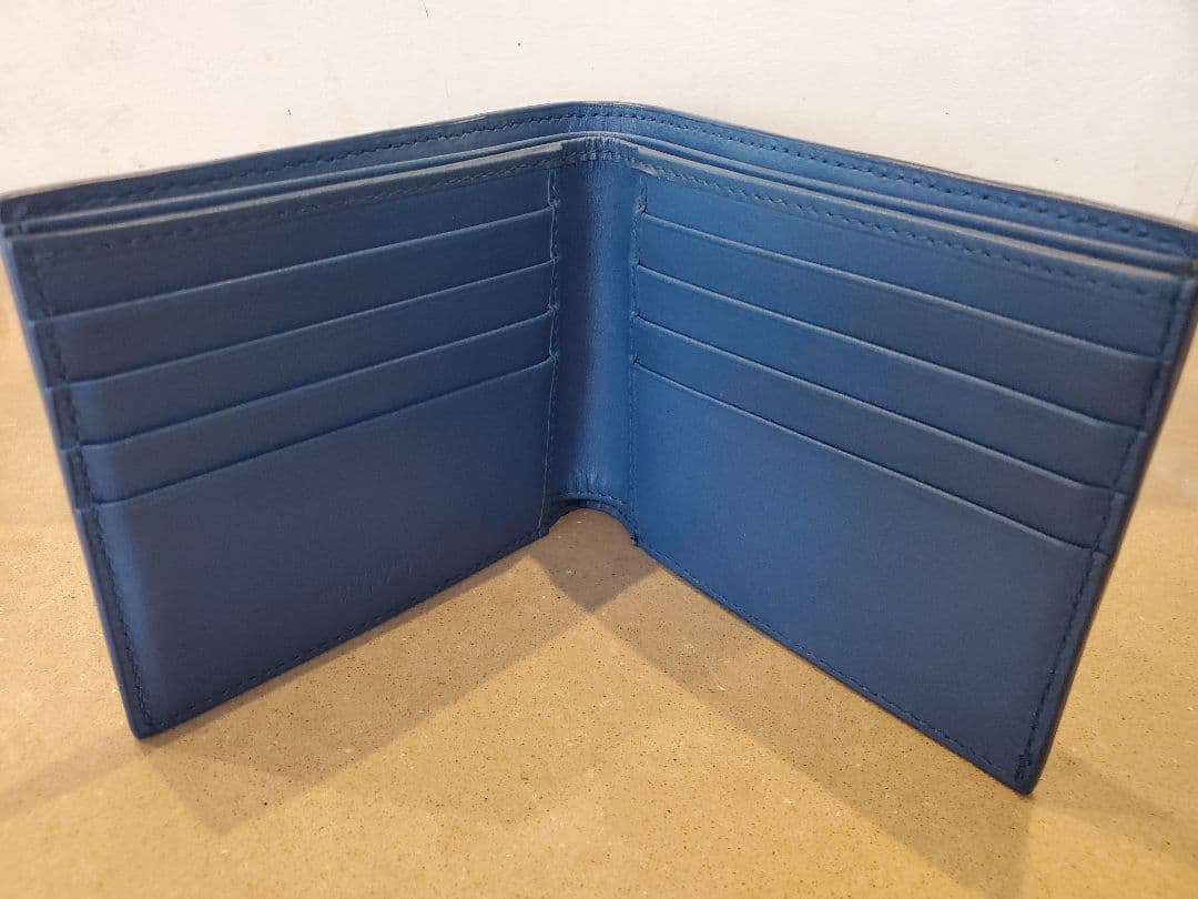 ボッテガヴェネタ　二つ折り財布　イントレチャート　未使用品