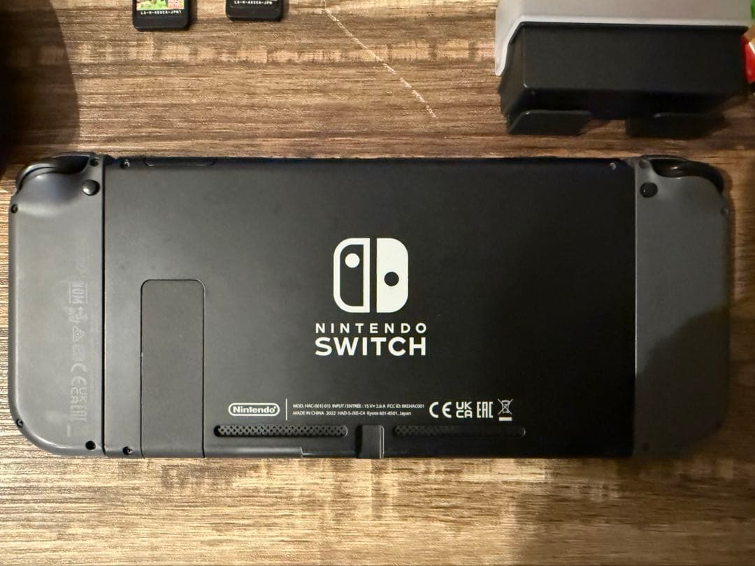 Nintendo Switch 本体 グレー　レッド・ブルー Joy-Con 付