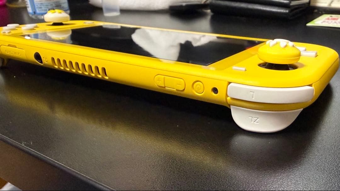 Nintendo Switch Liteイエロー
