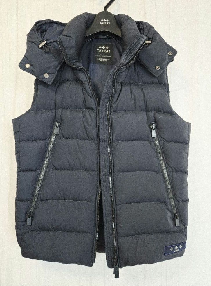 TATRAS ダウンベスト MTA17A4378