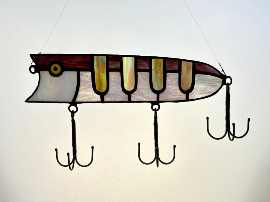 トップウォータールアー型ステンドグラスウォールフック