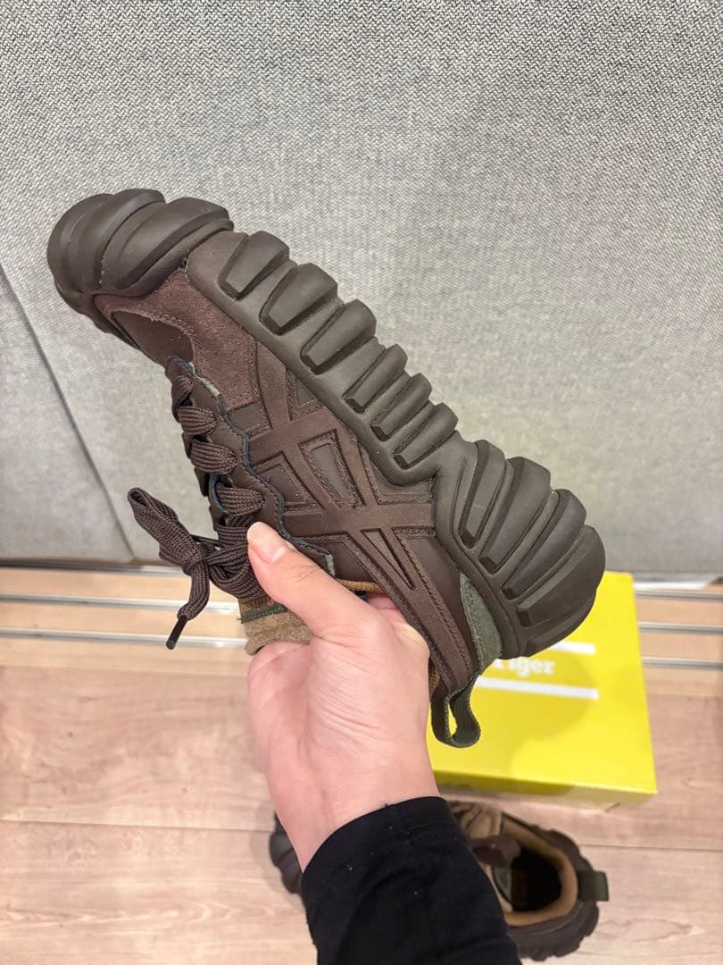 Onitsuka Tiger ブラウン 厚底スニーカー