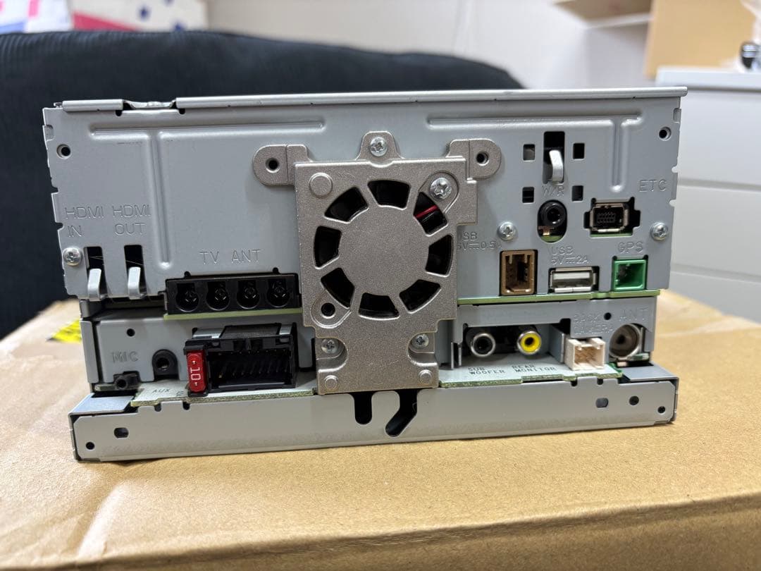 Pioneer AVIC-RW810-D カーナビ 1DIN カロッツェリア