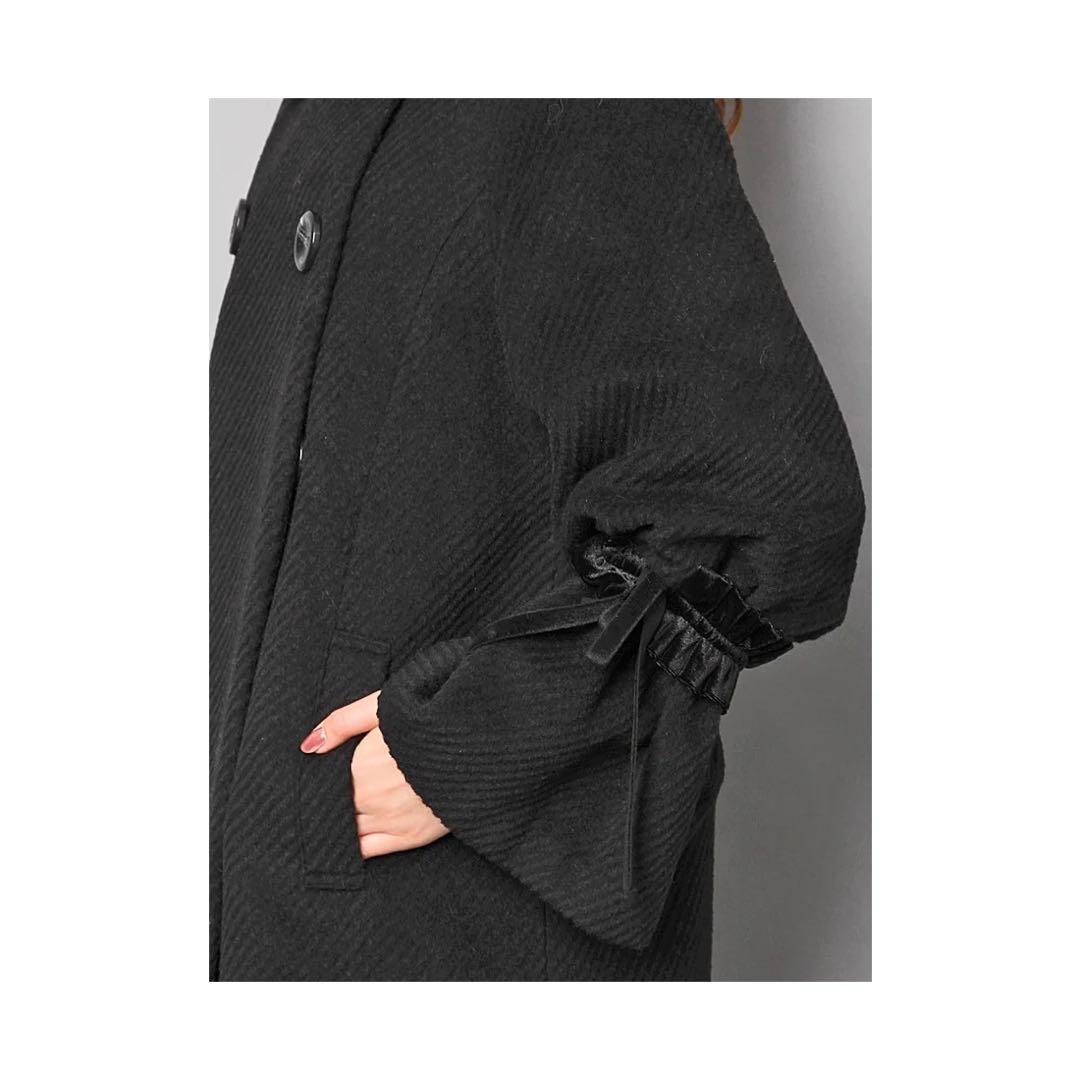 Lily Brown ボリュームスリーブコート ブラック　CANDY STOCK