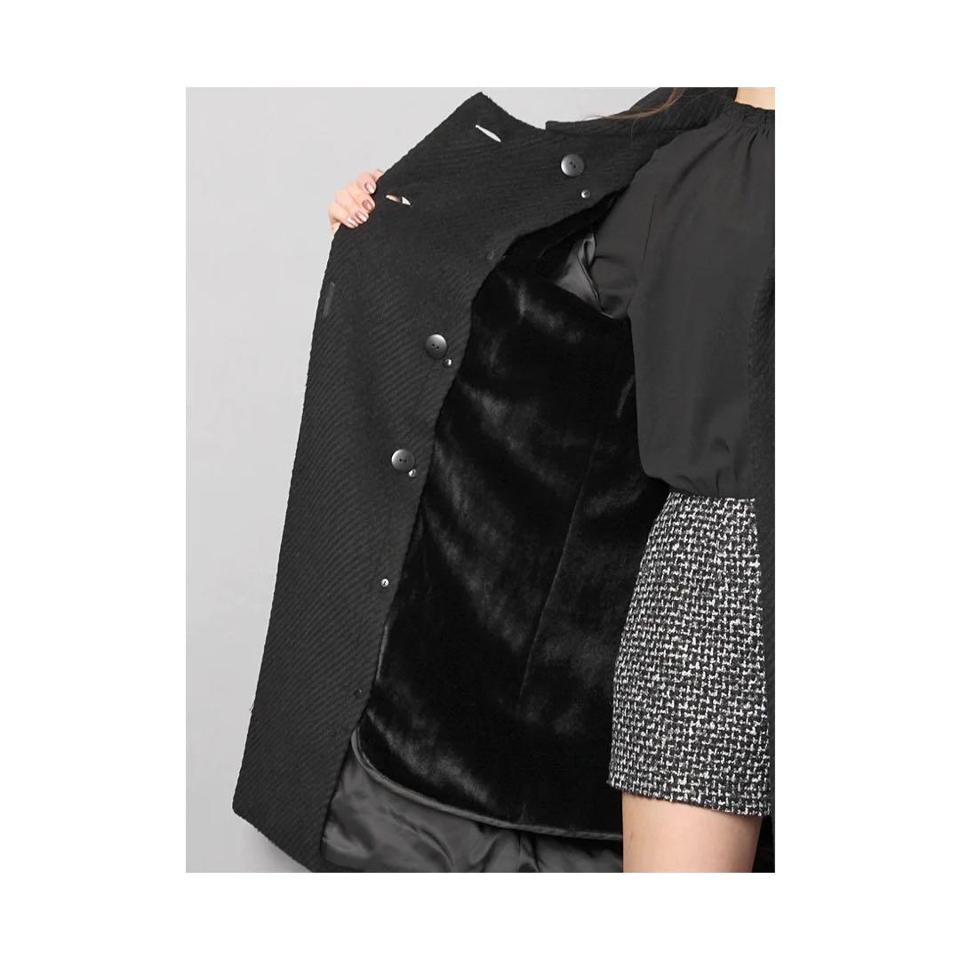 Lily Brown ボリュームスリーブコート ブラック　CANDY STOCK